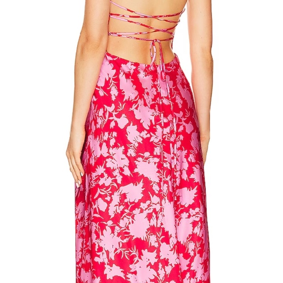 Astr the Label GALA BUSTIER CROSS STRAP MIDI DRESS - Picture 2 of 3